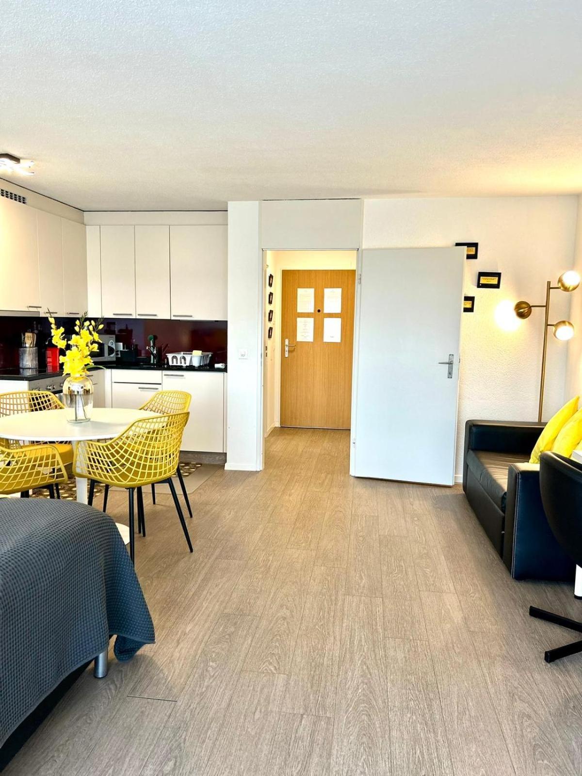 Ferienwohnung Little Penthouse **** Dietikon Exterior foto